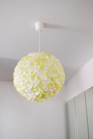 Lamp = REGOLIT pendant lamp + HEMMA N cord set + SMYCKA artificial petals (12 boxes)